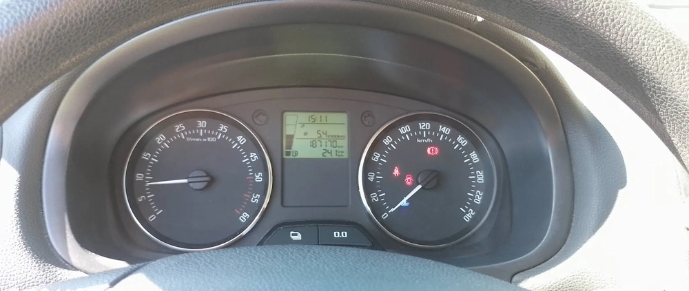 Skoda Fabia cena 15800 przebieg: 188000, rok produkcji 2011 z Mosina małe 211
